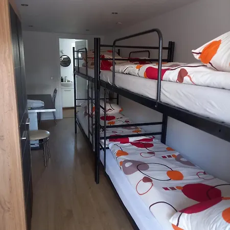 Na Kanadzie Apartment *